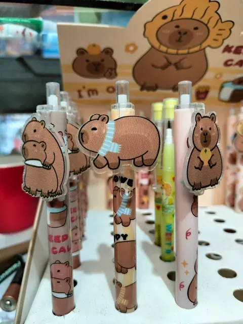 lapicero capibara